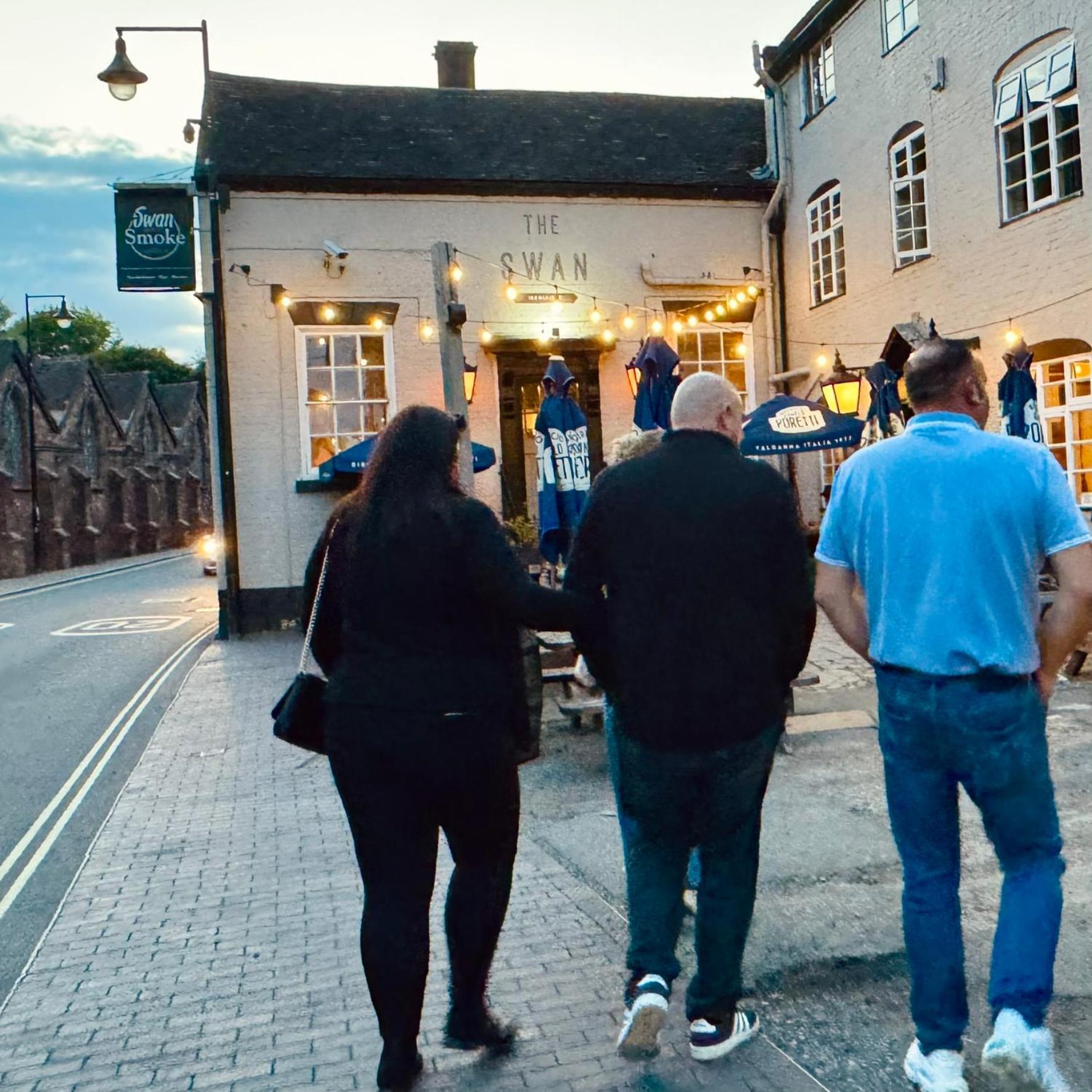 Bed and Breakfast The Swan Taphouse Ironbridge Exterior foto